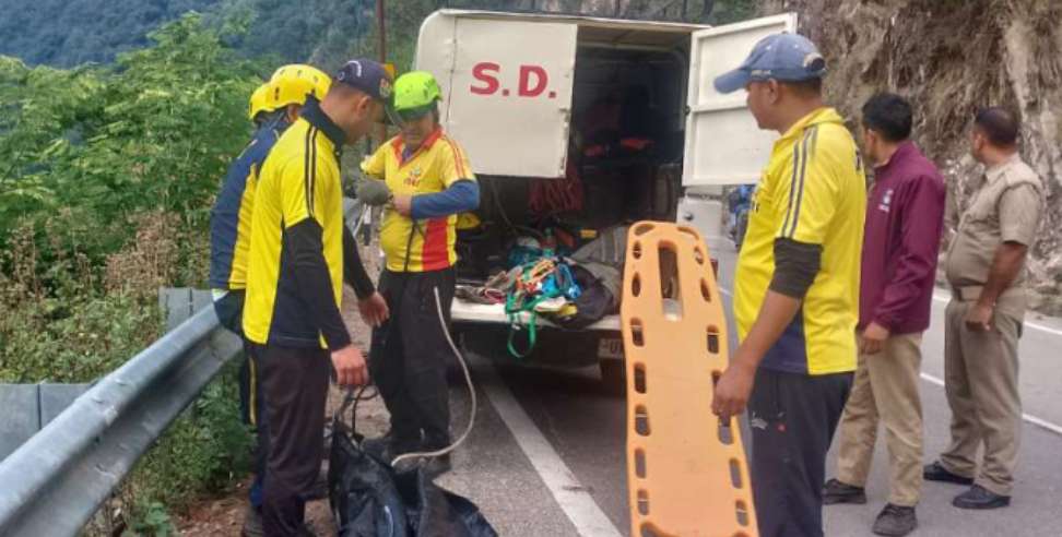 Road Accident in Guptkashi: Two Youths Died After Their Bike Fell Into 200 Meter Ditch