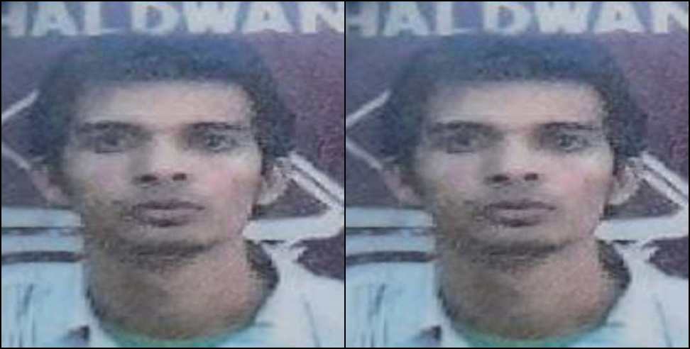 Haldwani news: Haldwani youth stuck in high  tension line