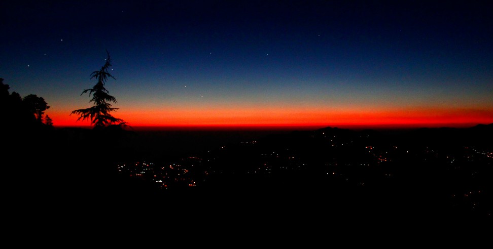 Winter Line Mussoorie: Winter Line Scene in Mussoorie