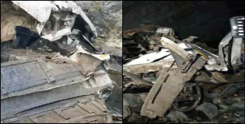 nainital okhalkanda jeep: Jeep fell into deep gorge in Nainital Okhalkanda