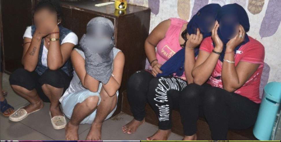 rudrapur online call girl arrest : Husband and wife arrested for running call girl racket in Rudrapur