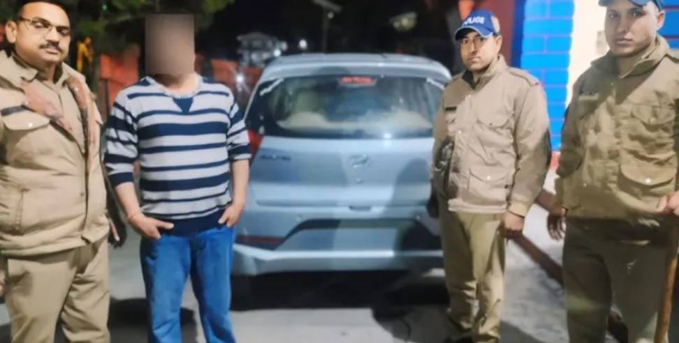 Drunk Driver Crashes Into Police Station in Uttarakhand