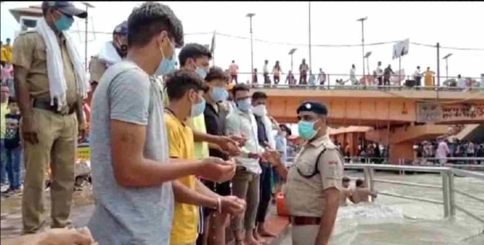 haridwar news: police administered the oath of Ganga to the youth In Haridwar