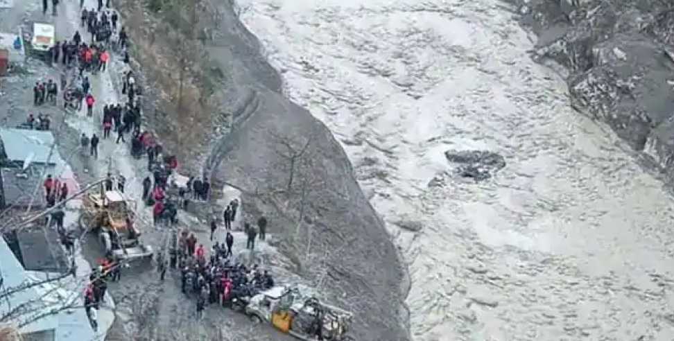 Danger of disaster due to rise in water level of Alaknanda river