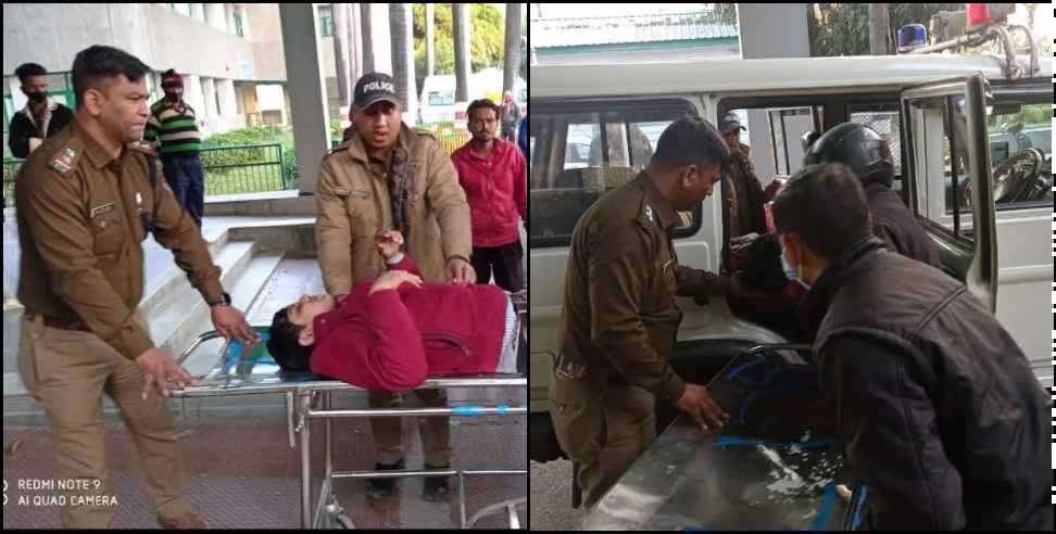 Haldwani Police Officer Harendra Negi: Police officer Harendra Negi saved the lives of two youths in Haldwani