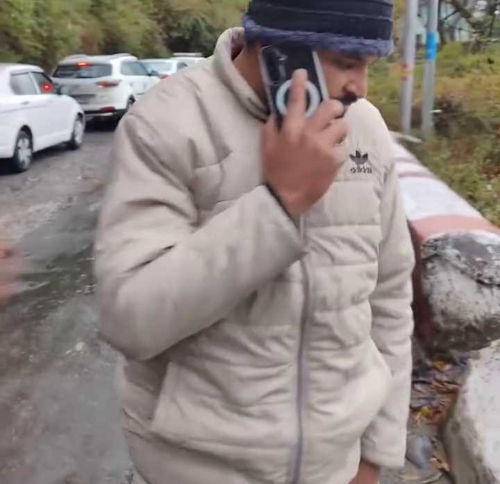 Mussoorie Snowfall Hype Backfires Hours-Long Jam