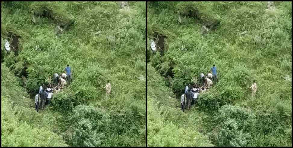 Chamoli car in the trench: Chamoli Car fell into the abyss