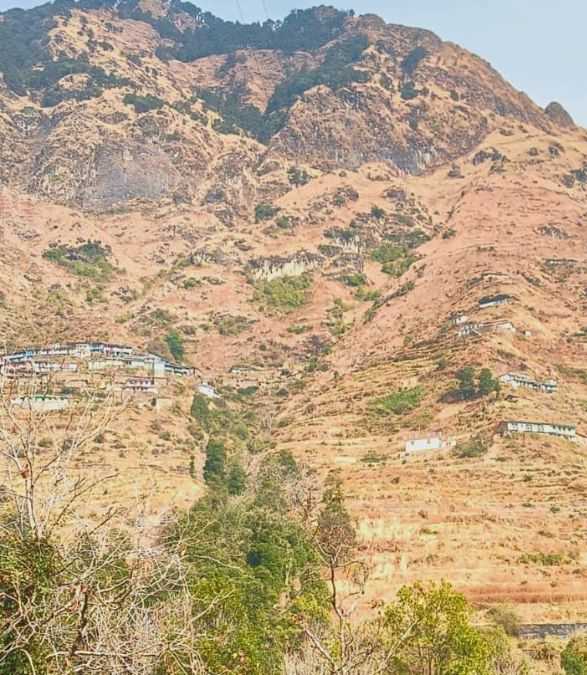 Copper Found in Dobri Cave of Pauri Garhwal