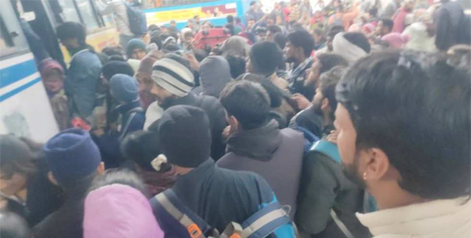 Transport services in Nainital: Transport services failed in Nainital on New year 2025