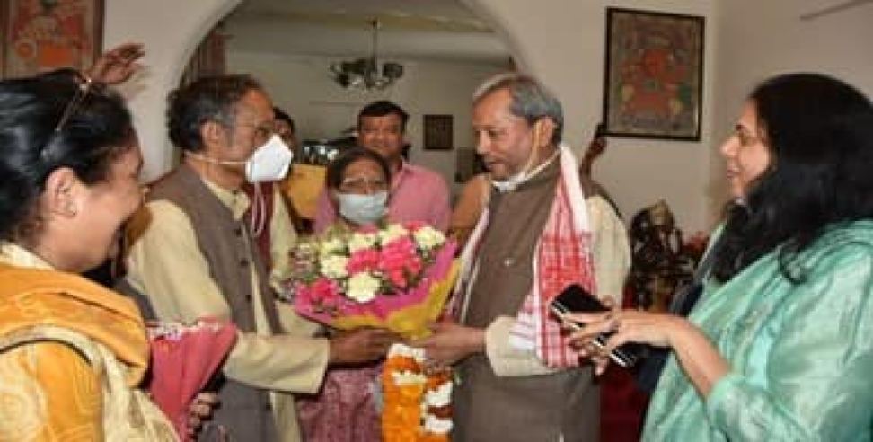 Tirath singh rawat: Cm tirath singh rawat met bhuwan chandra Khanduri