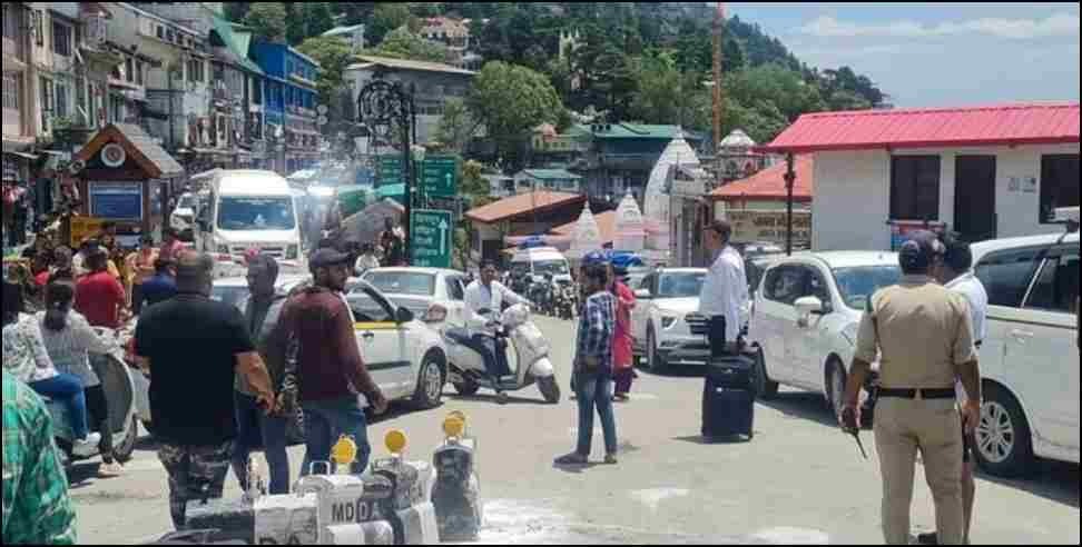 Mussoorie Road Jam: mussoorie hotel booking full road jam