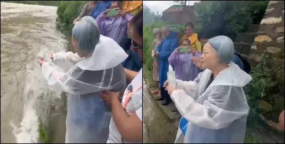 Japanese Woman Visits Bageshwar: Japanese Woman Travels to Bageshwar to Fulfil Husband s Last Wish