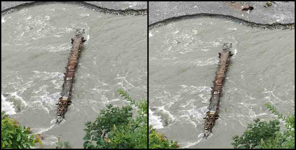 Chamoli News: Wretched condition of wooden bridge in Tharali