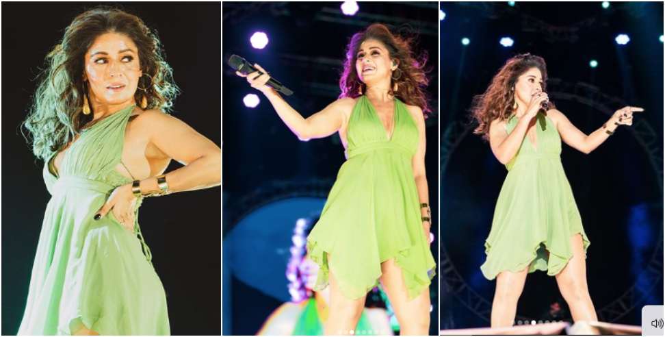 Bollywood Singer Sunidhi Chauhan: Sunidhi Chauhan in IIT Roorkee Fest