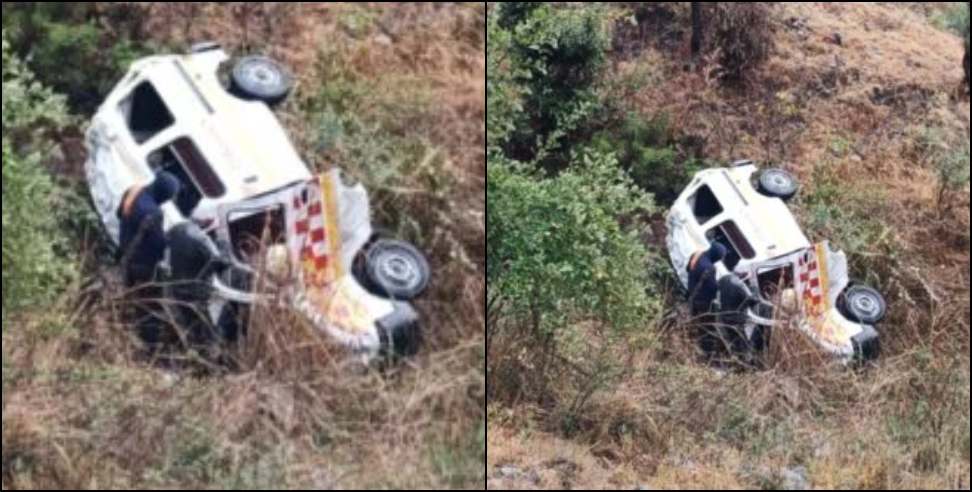 Ambulance fell into a ditch: Ambulance fell into a ditch in Almora
