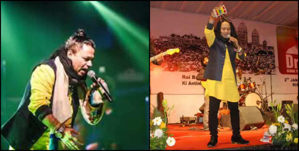 Kailash kher: Kailash kher performance in Rishikesh triveni ghat