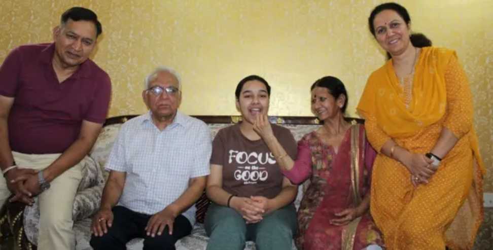 Topper Anushka Kotnala: Tanvi Sundriyal Scored 97 percent in ISC