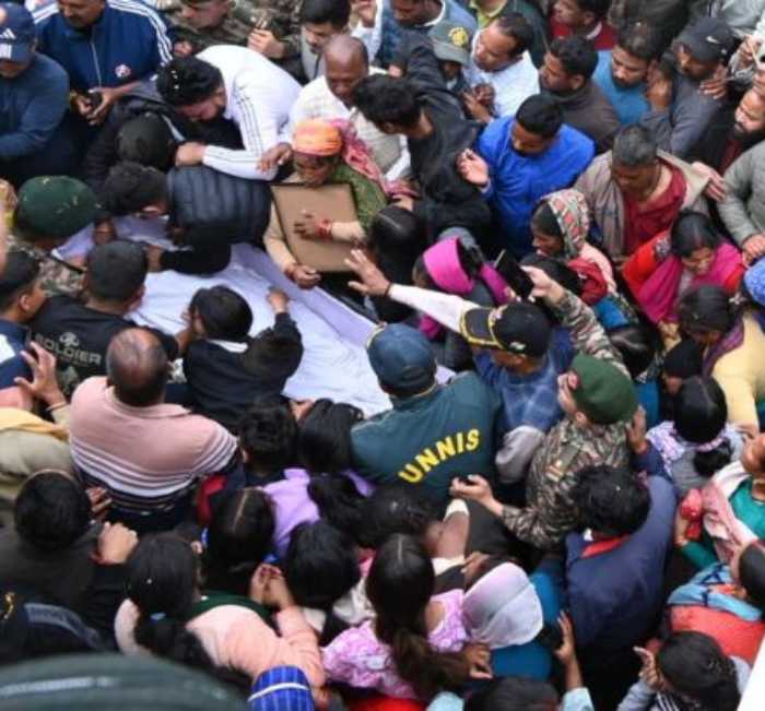 Martyr Lance Naik Vikas Kumar cremated at Rameshwar Ghat