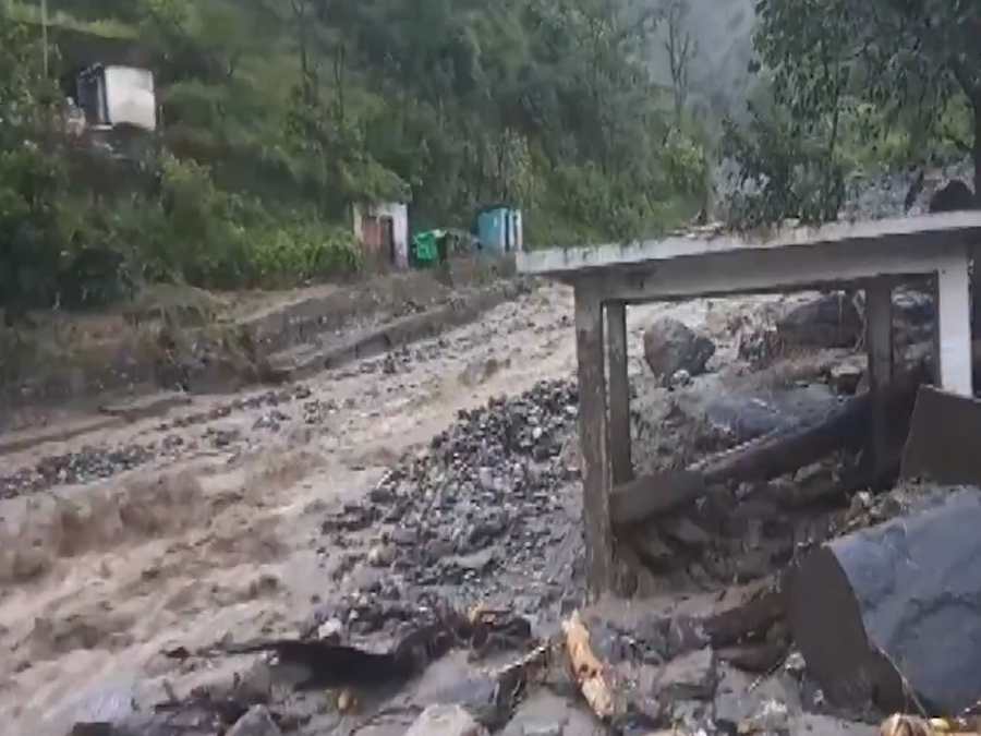 Cloud Burst in Tharali