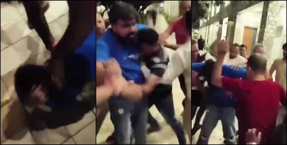 molestation of girls: Tourist showed pistol to the girls after denial