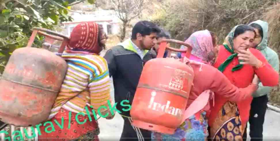 Joshimath sinking latest update: joshimath sinking people crying video