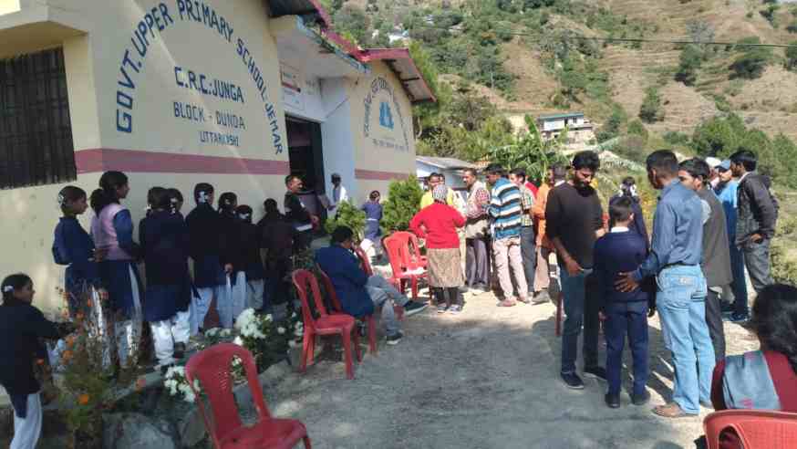 uttarkashi jemer school: 4 teachers suspended in Uttarkashi for not coming school