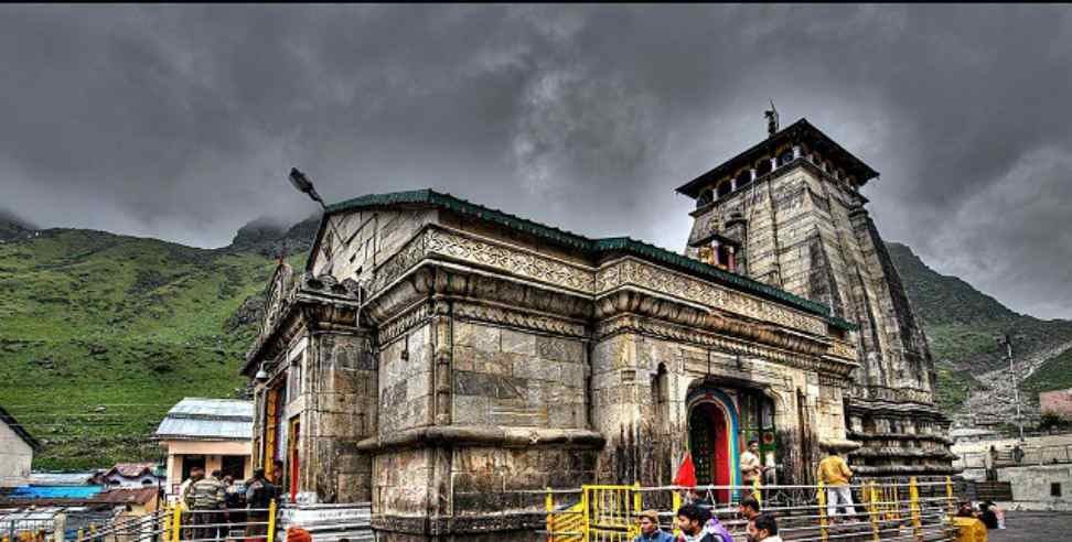 People of Maharashtra in Gaurikund: Maharashtra people in kedarnath gaurikund