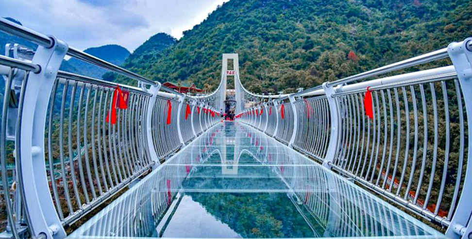 उत्तराखंड: GLASS BRIDGE IN RISHIKESH