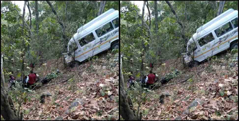 haldwani constable renu death : Death of constable Renu due to collision of bus scooty in Haldwani