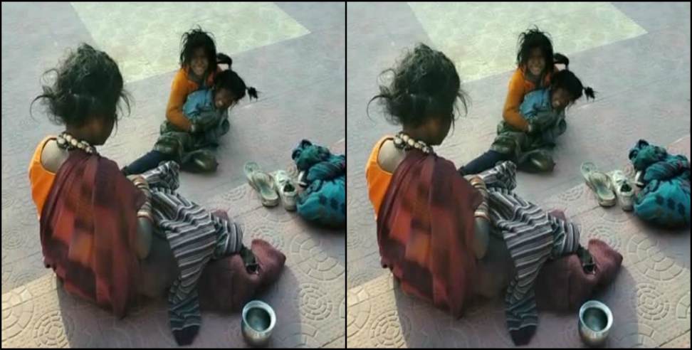 Chamoli news: Chamoli women on footpaths
