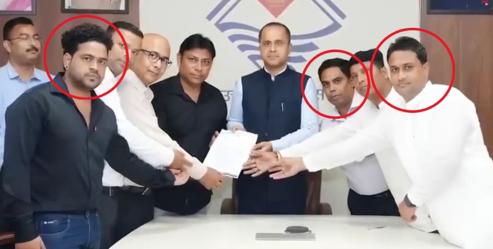 BDO Pradhan shopkeeper met secretary as students