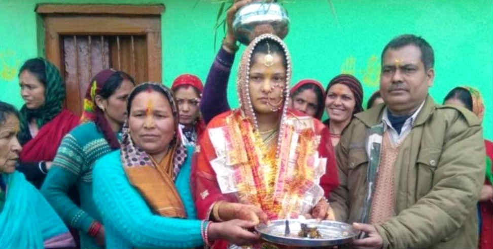 Chamoli news: Mother did not distribute liquor in daughter marriage