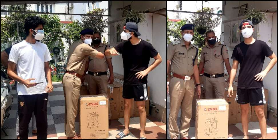 Raghav Juyal: Raghav Juyal gave oxygen contractor to Dehradun police