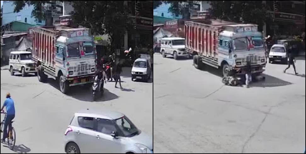 Truck Hit Scooty: One Died as Scooty hit by Truck in Raipur