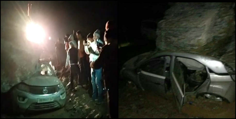 उत्तराखंड न्यूज: Vehicle stuck debris badrinath highway