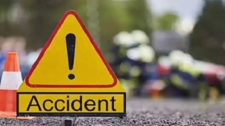 5 vehicle accident haridwar: 5 vehicles collide in darkness due to fog
