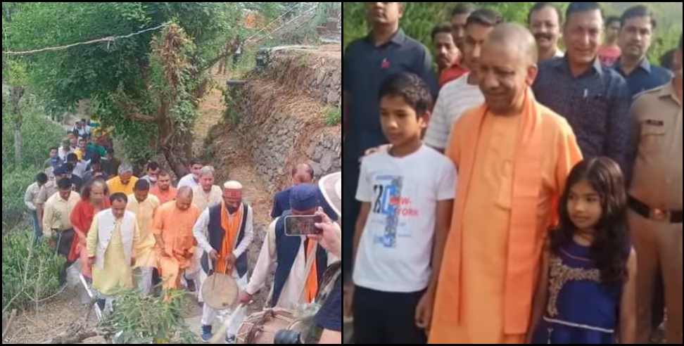 yogi adityanath panchur village video: Yogi Adityanath walks in Pauri Garhwal Panchur village latest video
