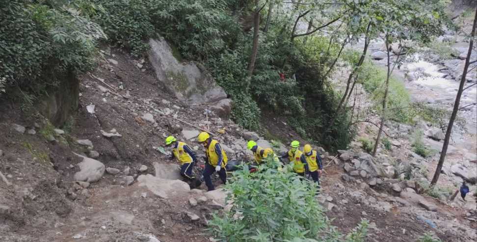 Kedarnath Yatra Route News: Two dead bodies found on the Kedarnath route