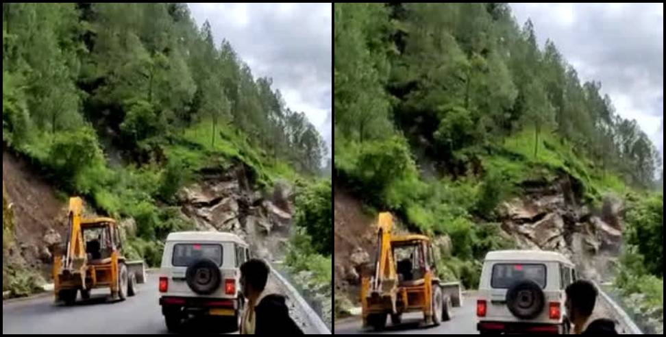 Badrinath highway: Mountain fallen in badrinath National highway