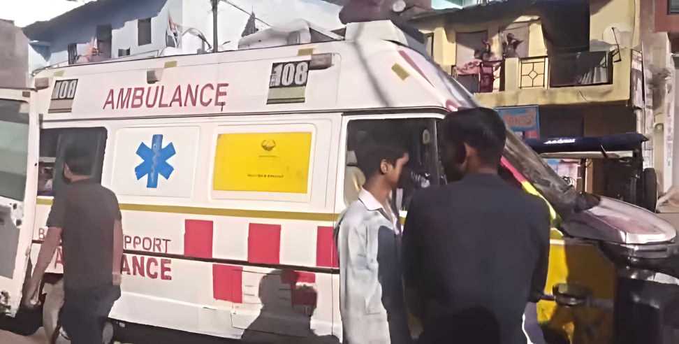 gas leak explosion: Explosion due to leaking gas cylinder