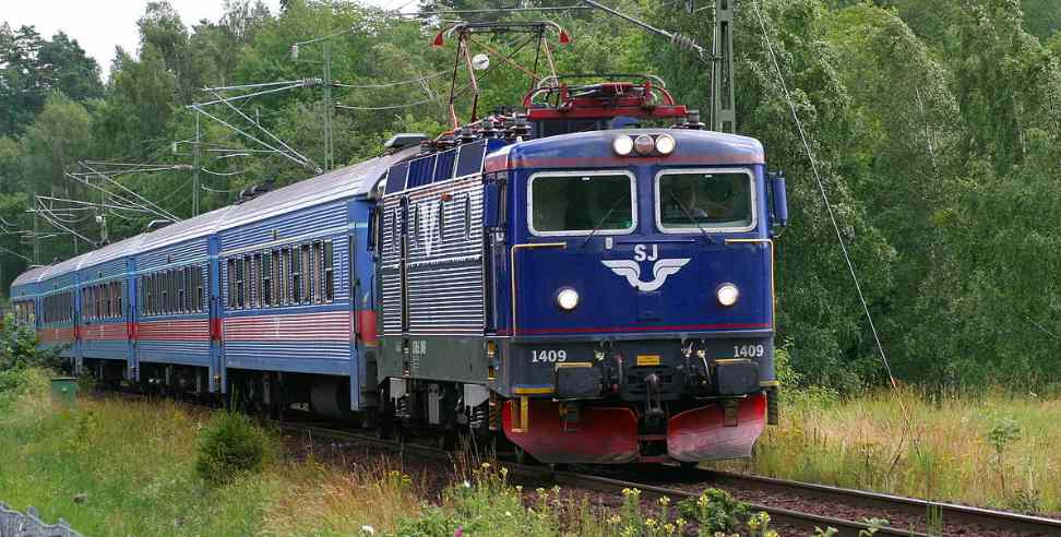 Uttarakhand Bangalore: Uttarakhand people to bring home by train from bangalore