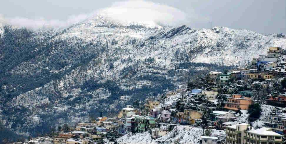 snowfall in Uttarakhand: Heavy snowfall in Uttarakhand