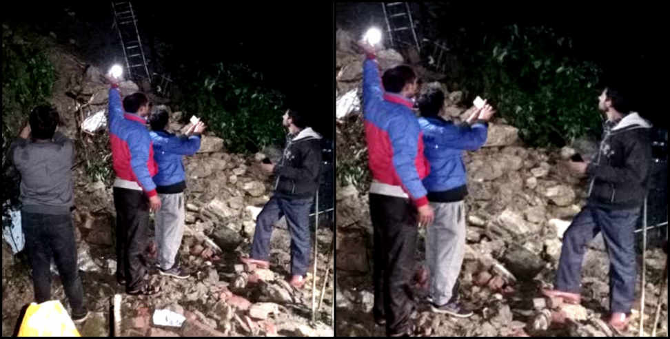 mussoorie: Two houses damaged due to heavy landslide in mussoorie