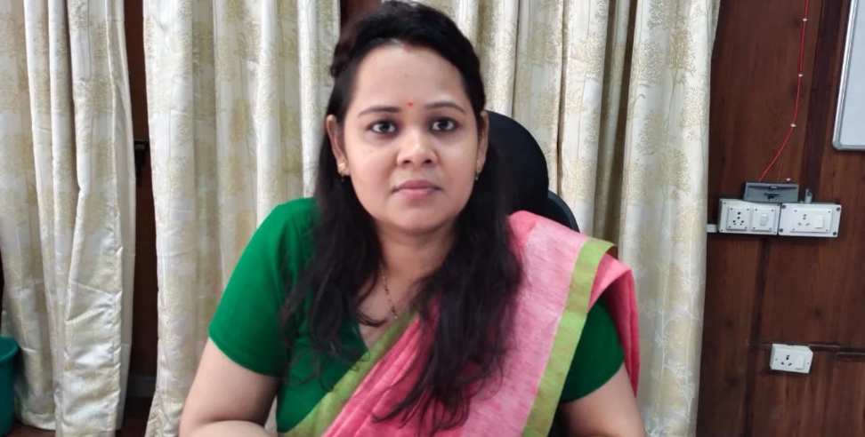 CDO Aakanksha strict on Operators: CDO Aakanksha strict on Operators unable to operate laptops