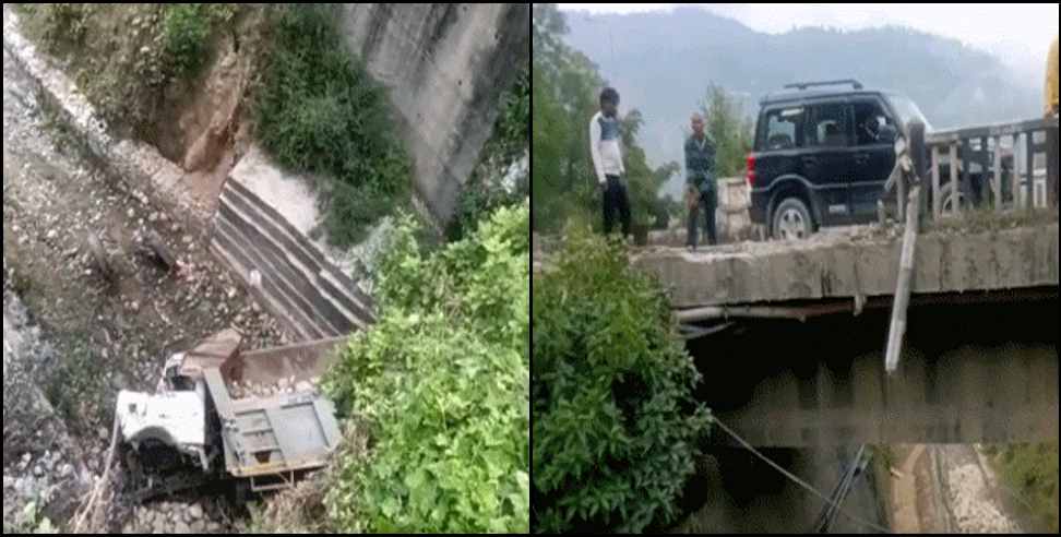 Truck Accident In Maletha On Badrinath Highway. गढ़वाल में चमत्कार! पुल तोड़कर गदेरे में गिरा ट्रक, उड़े परखच्चे..ड्राइवर-कंडक्टर को खंरोच तक नहीं. Maletha Truck Accident ...