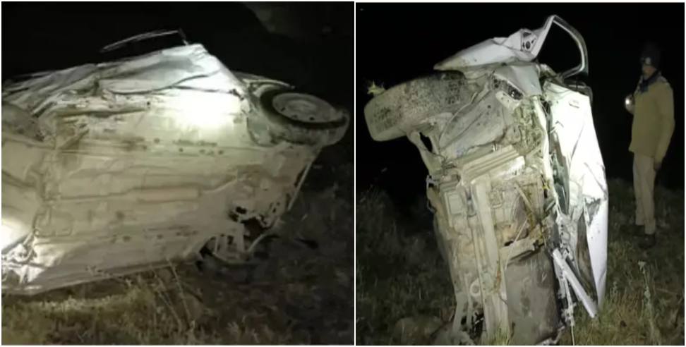 Road Accident News: Car fell into deep ditch three people died on the spot