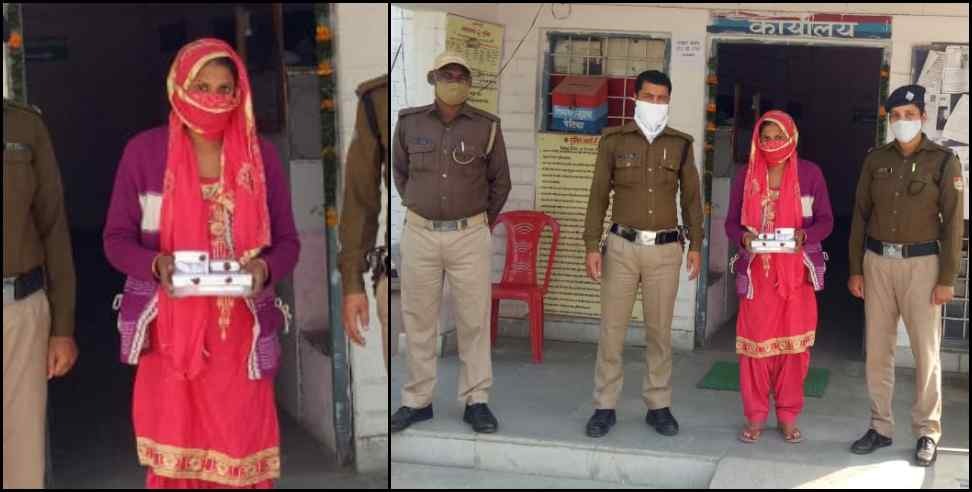 Female drug smuggler arrested in sidcul Haridwar