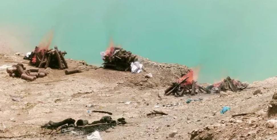 Tehri road accident: 8 Killed After Vehicle Falls into Gorge in Tehri