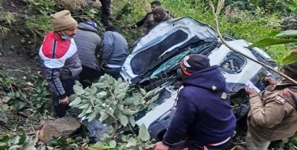 Bhimtal News: Youth Dies as Car fall in Ditch 1 Seriously Injured