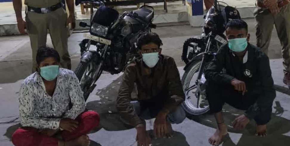 Hooliganism by tourists: Hooliganism by tourists from Haryana in Garhwal